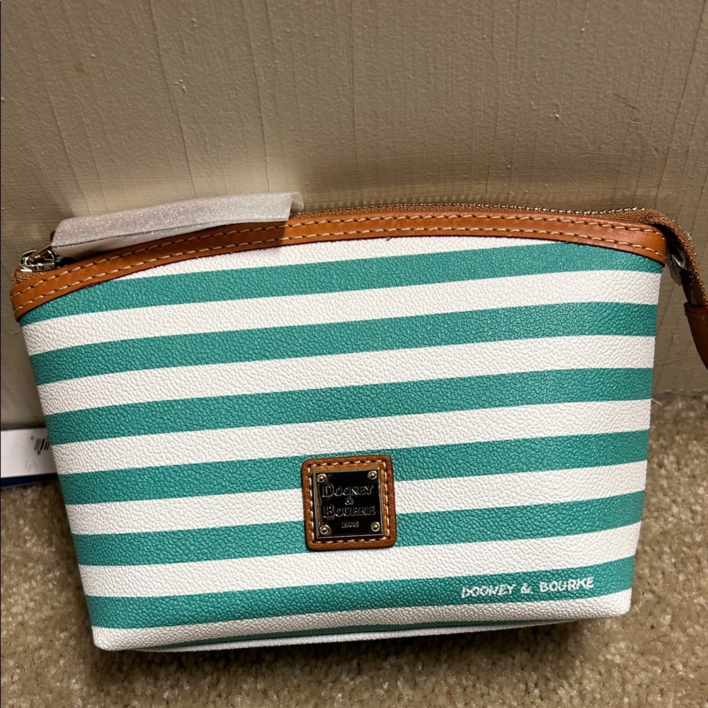 Dooney and Bourke Cosmetic Case
